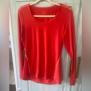 Athleta Long Sleeve Taped Chi Top - Medium
